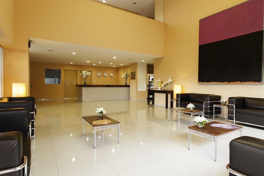 Mision Express Monterrey Aeropuerto La Fe Hotel Apodaca Eksteriør billede