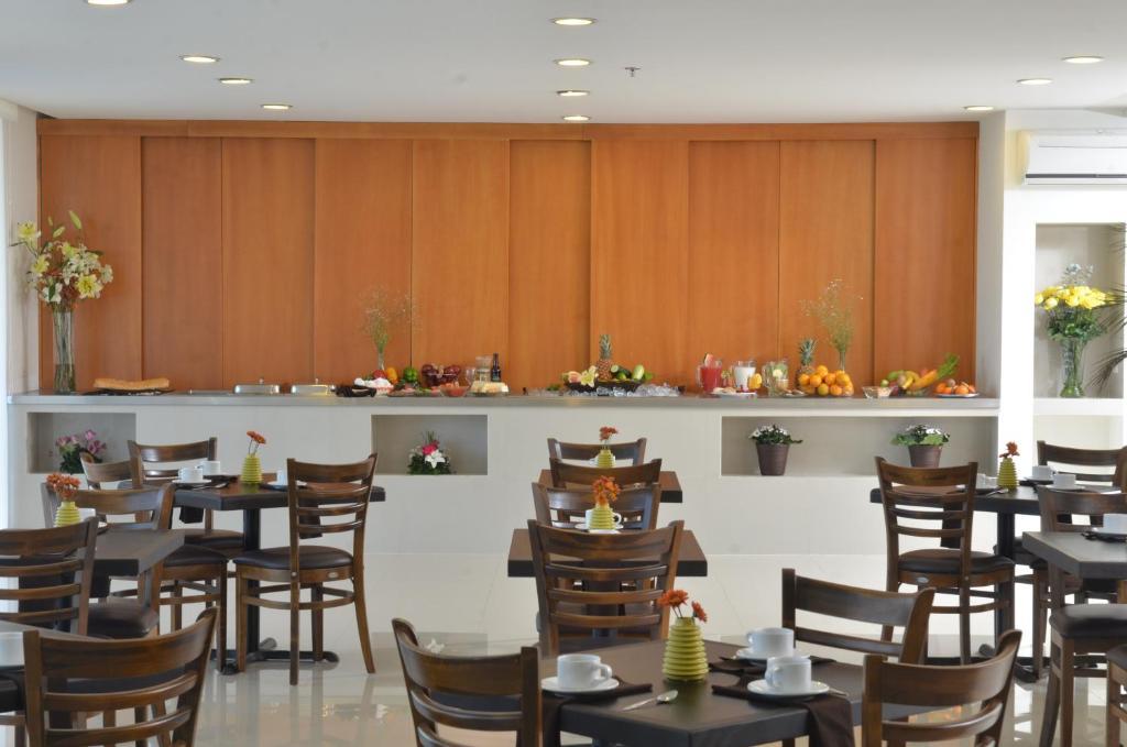 Mision Express Monterrey Aeropuerto La Fe Hotel Apodaca Eksteriør billede