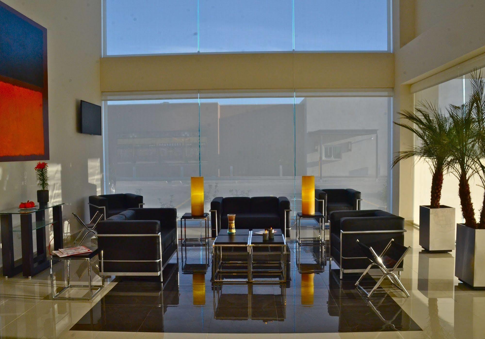 Mision Express Monterrey Aeropuerto La Fe Hotel Apodaca Eksteriør billede