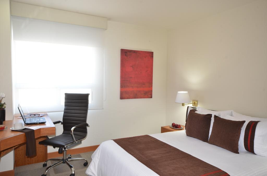 Mision Express Monterrey Aeropuerto La Fe Hotel Apodaca Værelse billede